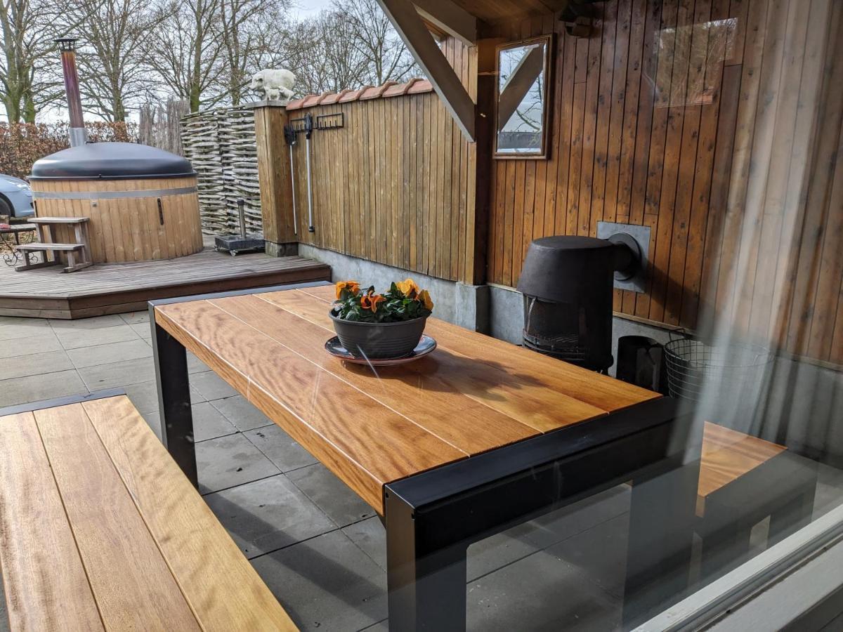 Chalet "Het Biggetje" Hottub - Sauna Volkel 外观 照片